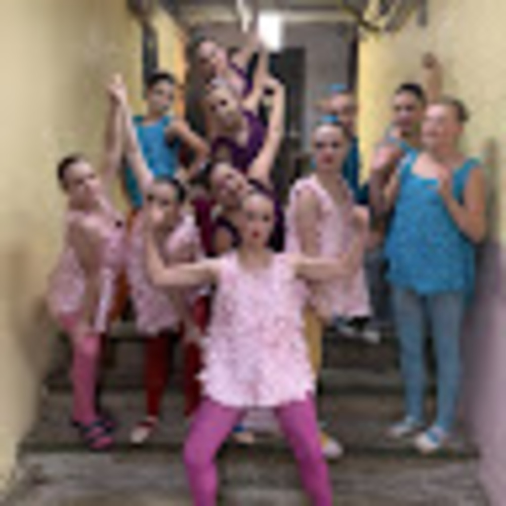 Meet your Posher, Ada